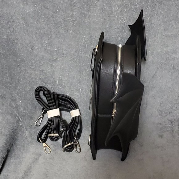 Killstar Bat winged Coffin mini Backpack - Picture 5 of 5